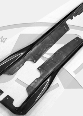 Ferrari-812-Superfast-Carbon-Fiber-Side-Skirt-Cover