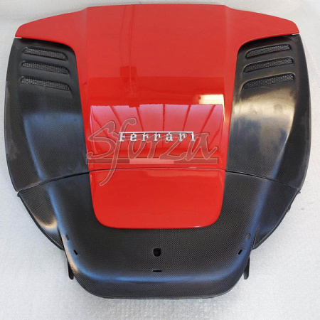ferrari-f8-spider-cofano-motore-posteriore-con-griglie-e-condotto-carbonio