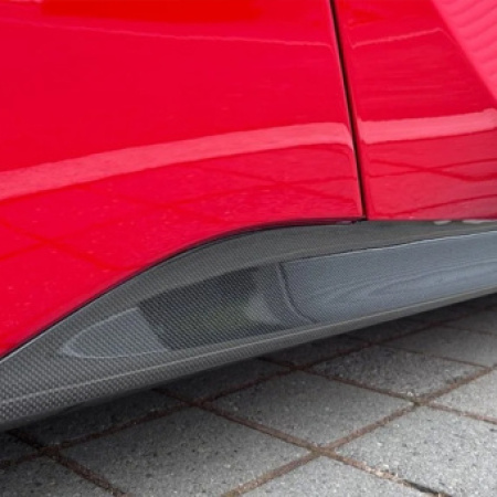 sf90-sideskirt